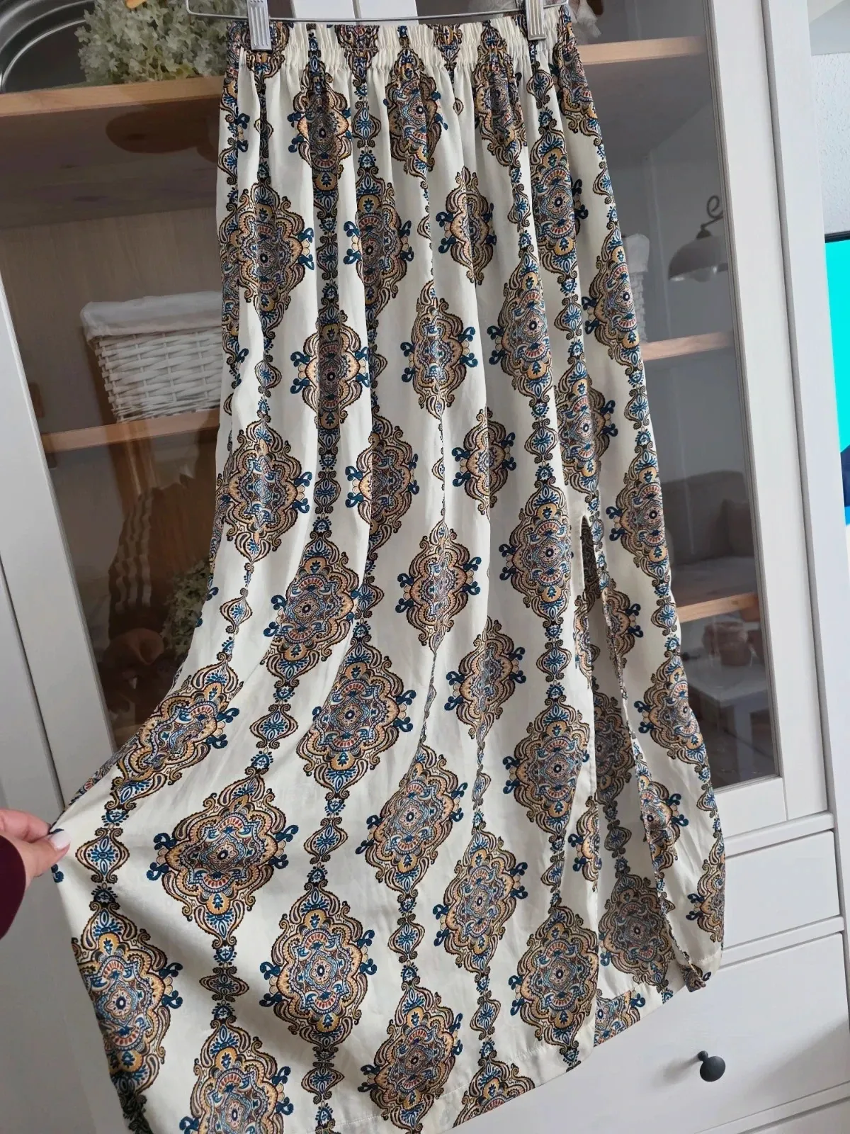 Jupe midi/Falda midi de H&M – H&M – taille XS / 34 / 6 3