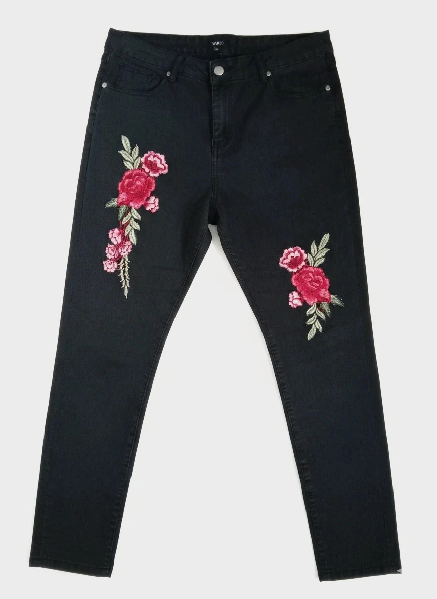 Jean skinny noir brodé fleurs – Taille L / EUR 44 – Très bon état