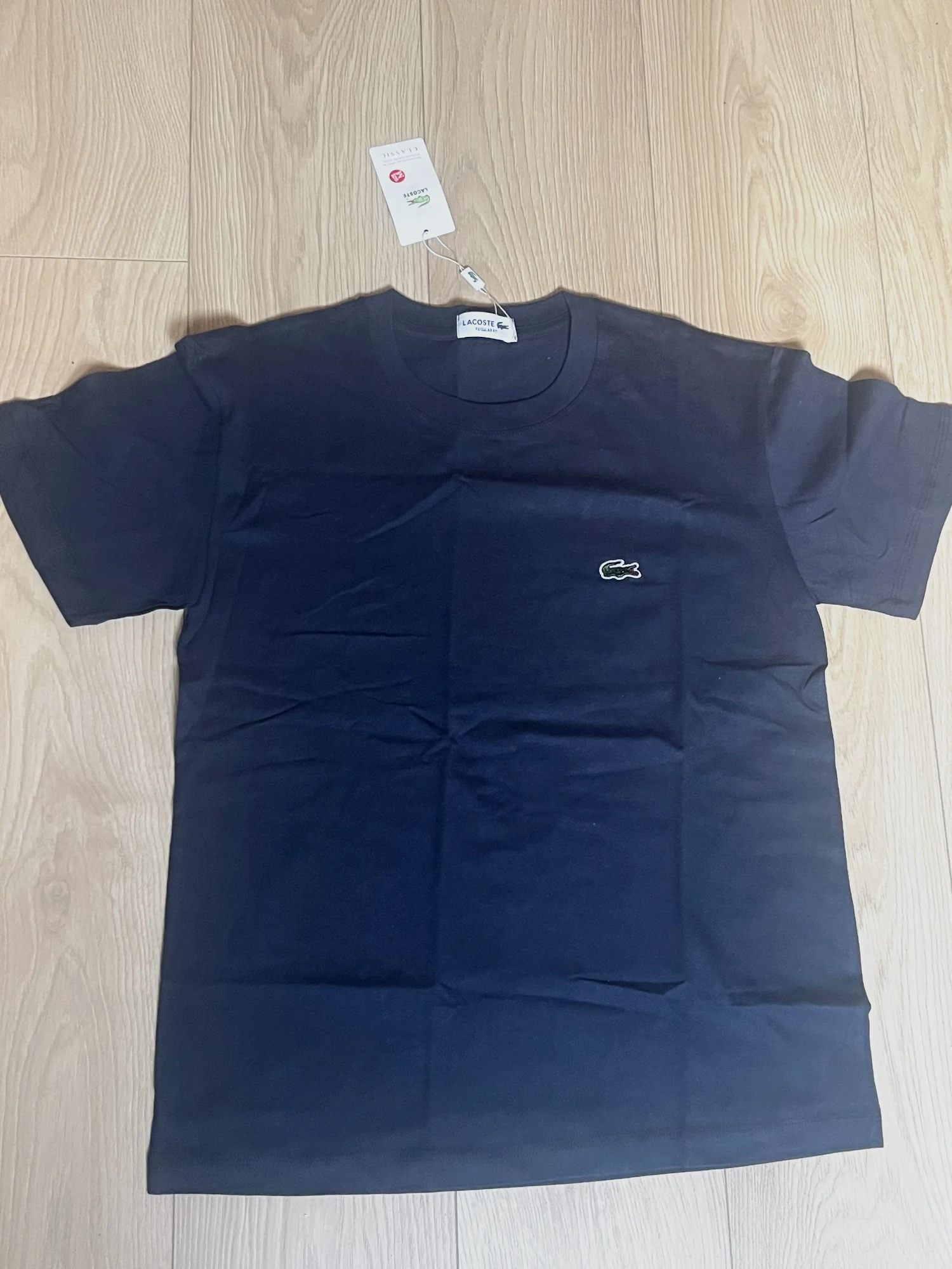 Lacoste T-shirt bleu marine | Logo crocodile | Neuf avec étiquette – Lacoste – taille M