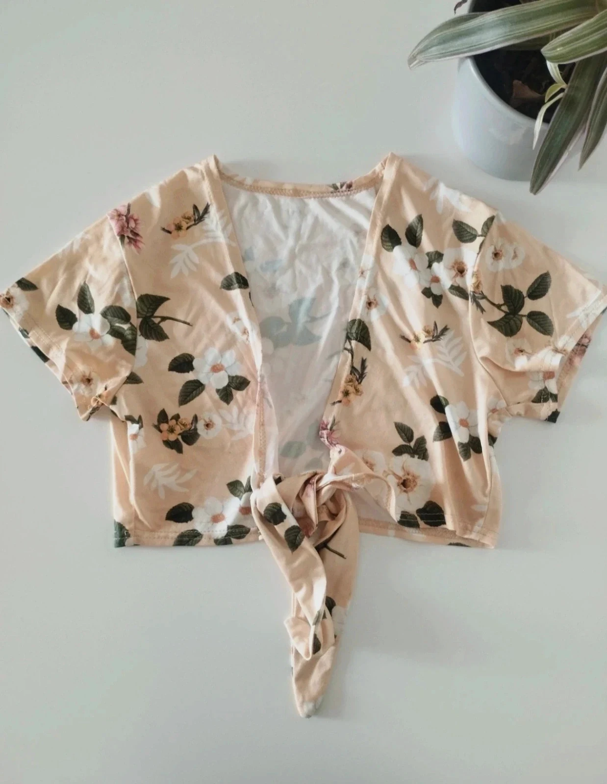 🌻 Crop top Amarillo Floral con Nudo - Talla S – Shein – taille S / 36 / 8