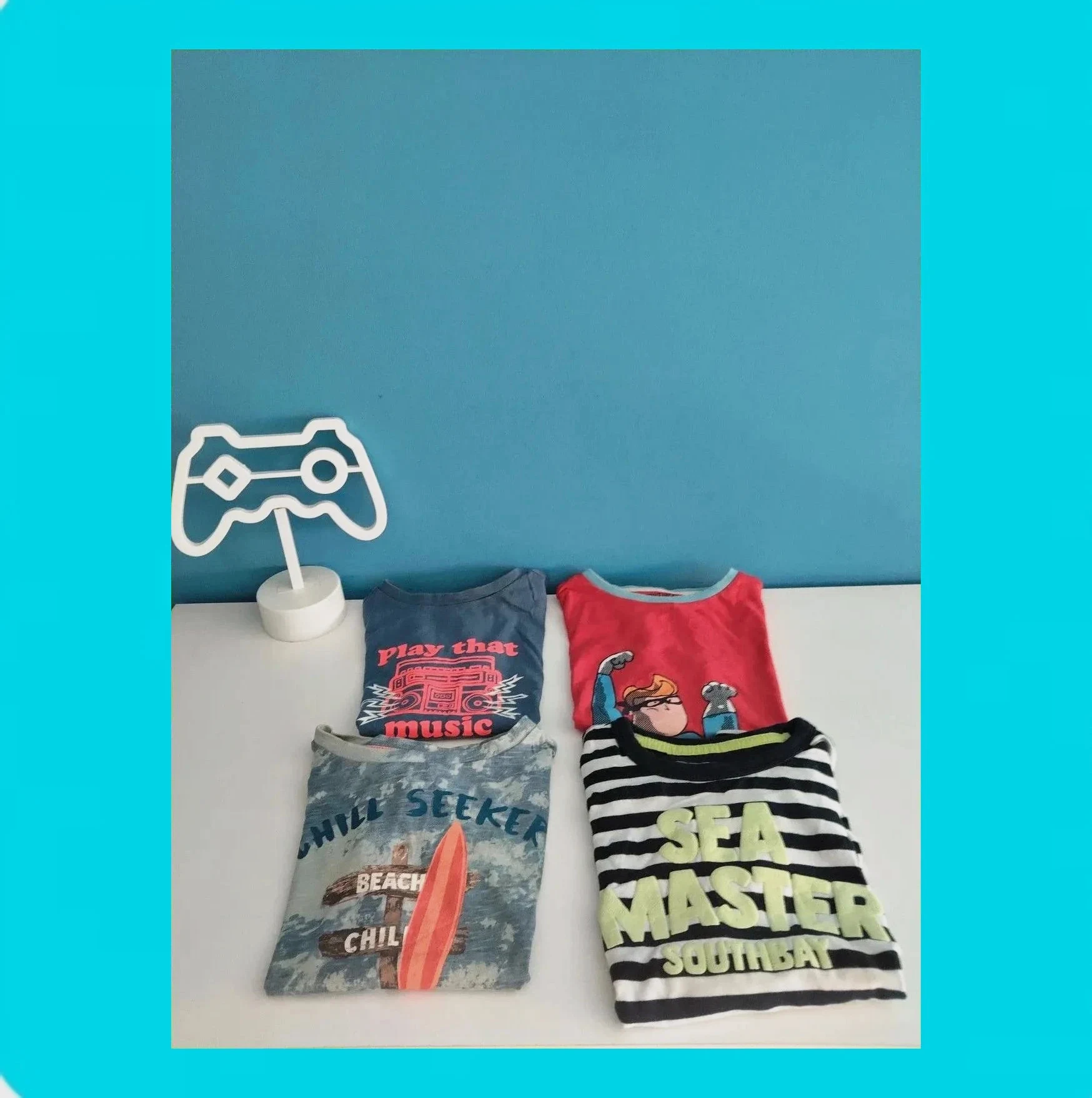 🩵 Lote Cuatro Camisetas Niño 🩵 – TEX – taille 5 ans / 110 cm