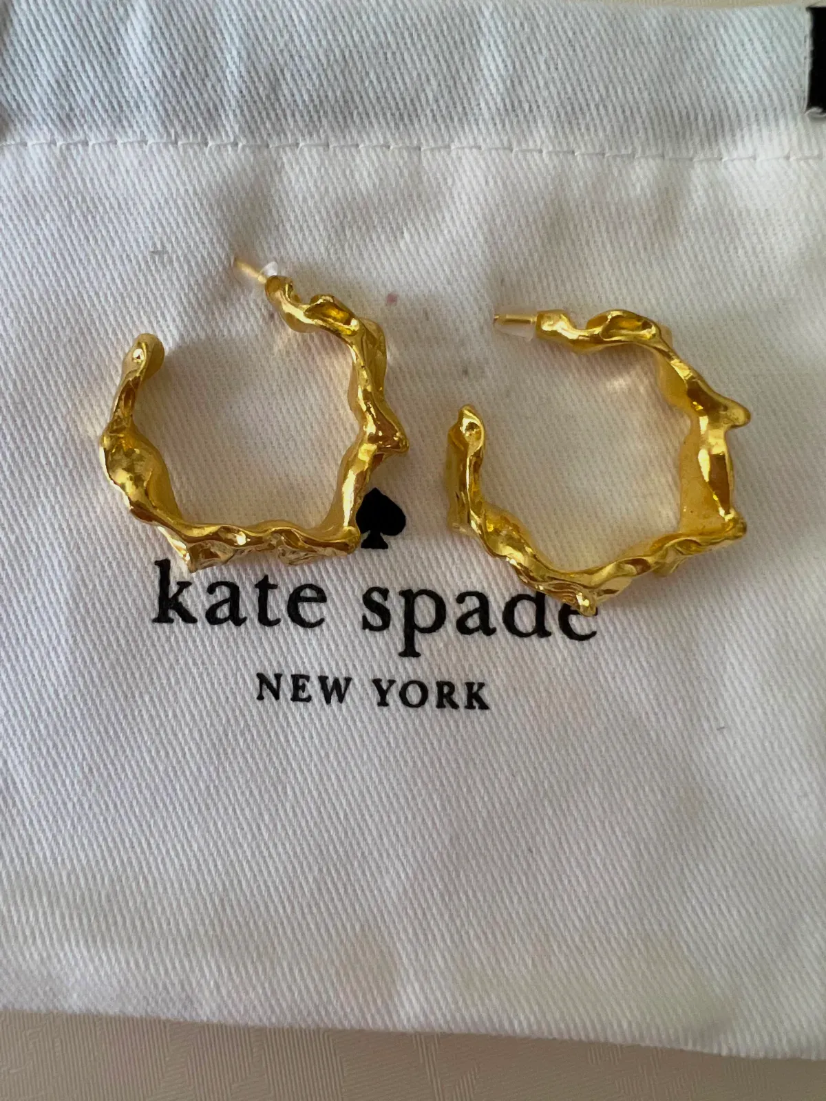 Boucles d'oreilles Kate Spade New York dorées – kate spade – doré 2