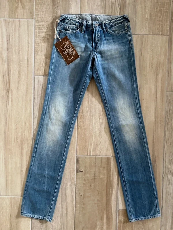 Jean femme Le Temps des Cerises 102 Kane - T23 US (33 FR)- prix magasin 109€