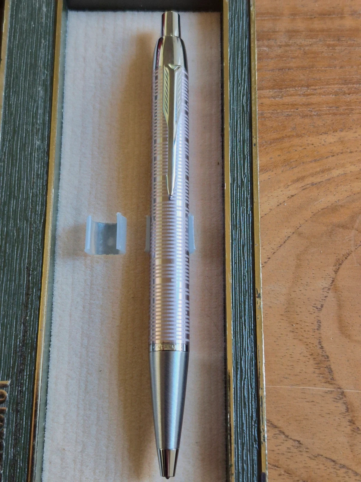 Stylo-bille Parker IM Premium Rose Perlé
