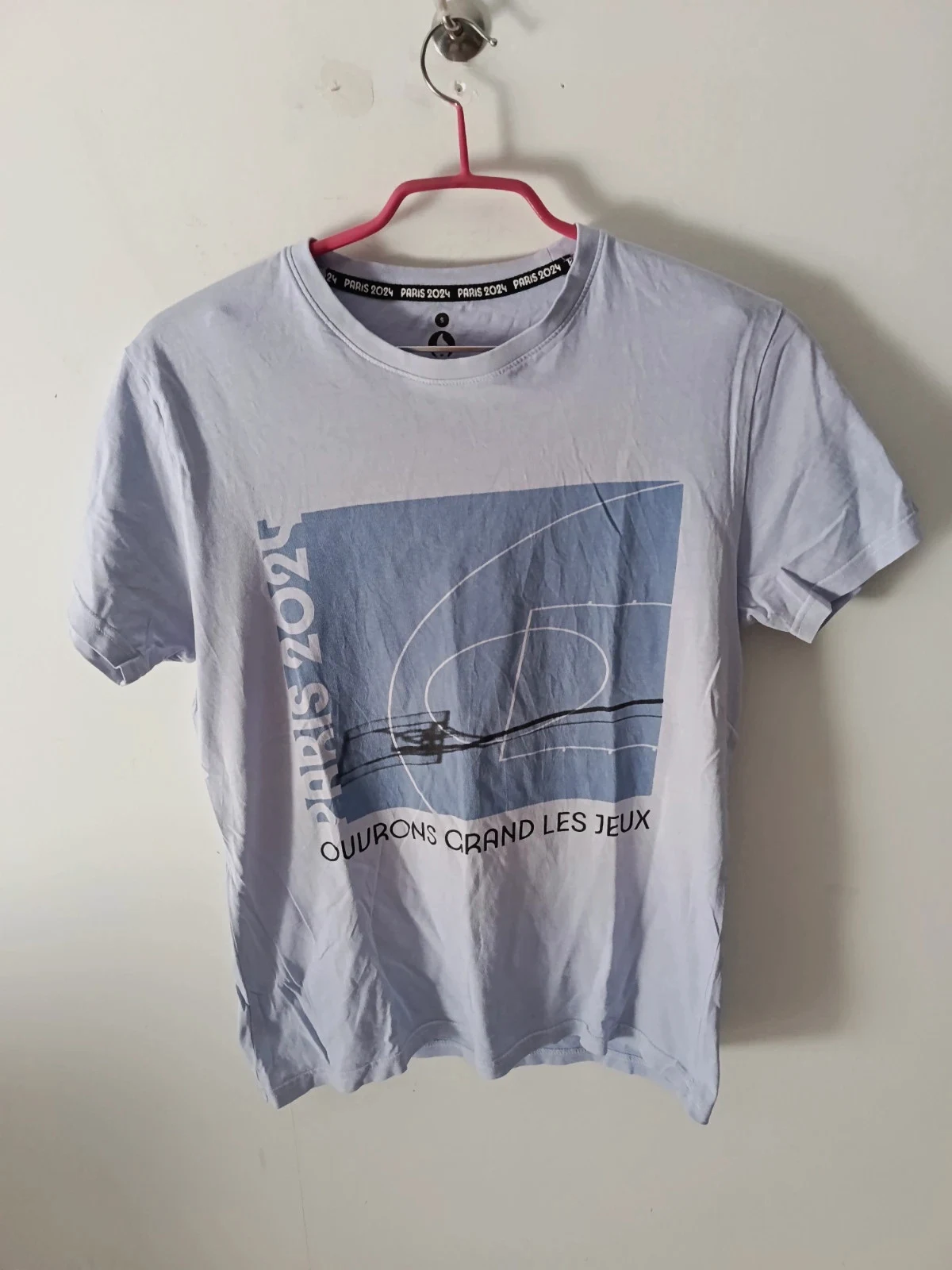 💛Je vends ce t-shirt violet à manches courtes💛 – Paris 2024 – taille S