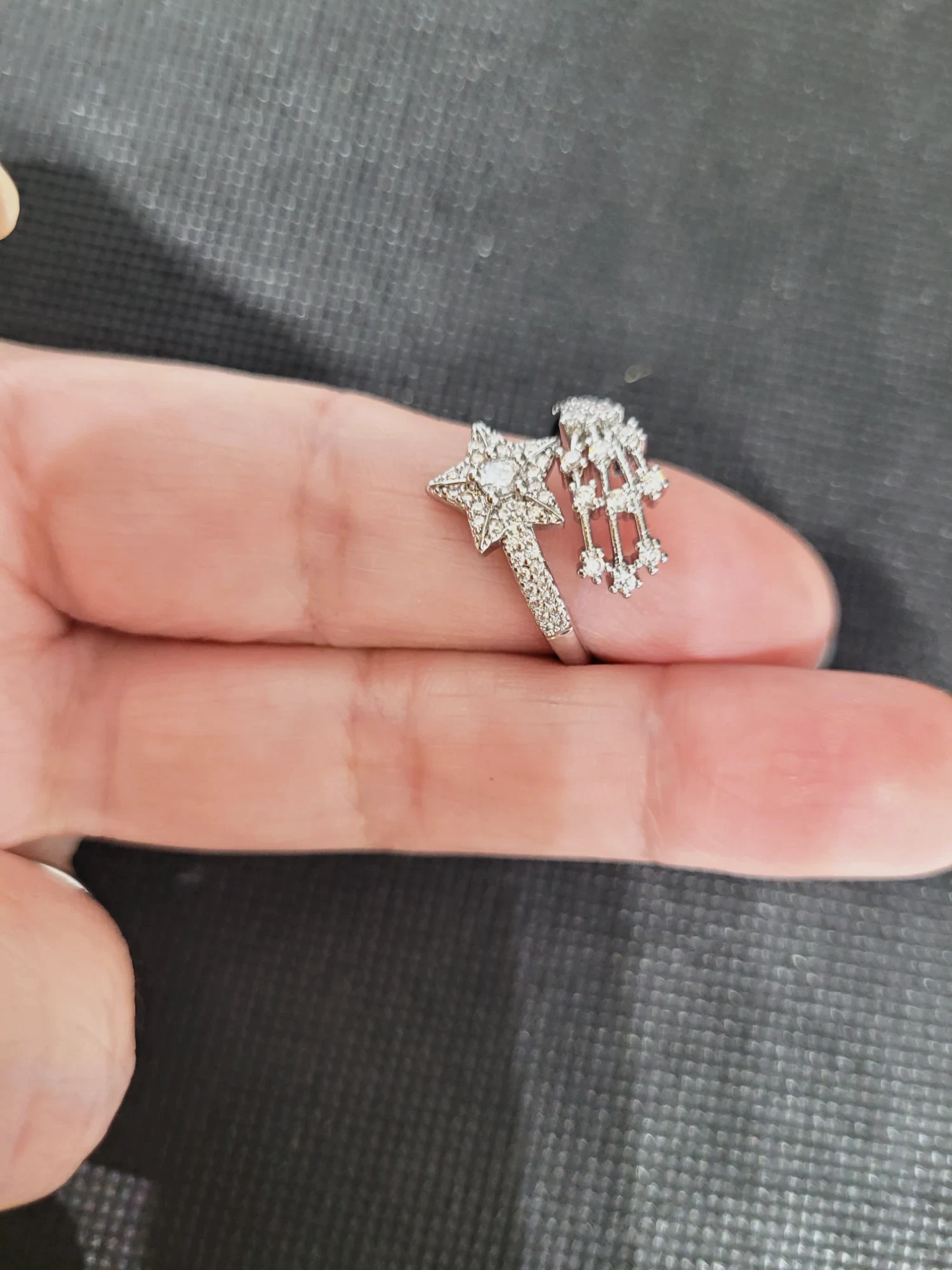 Bague en acier inoxydable couleur argent ajustable
