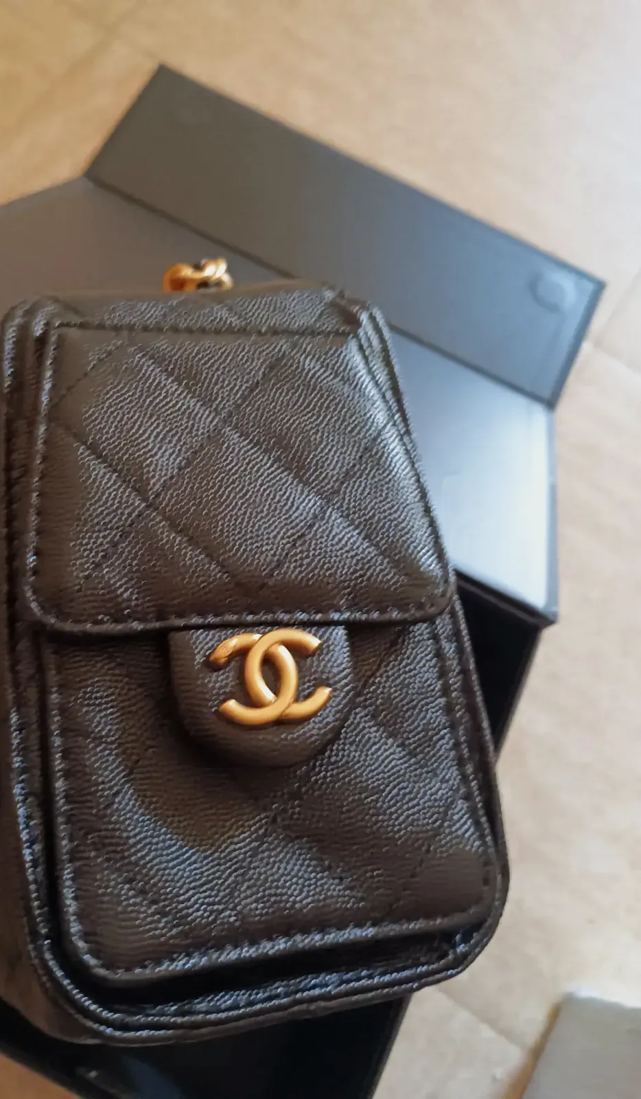 Chanel sac à main chaîne dorée noir – Chanel – noir – taille Taille unique 4