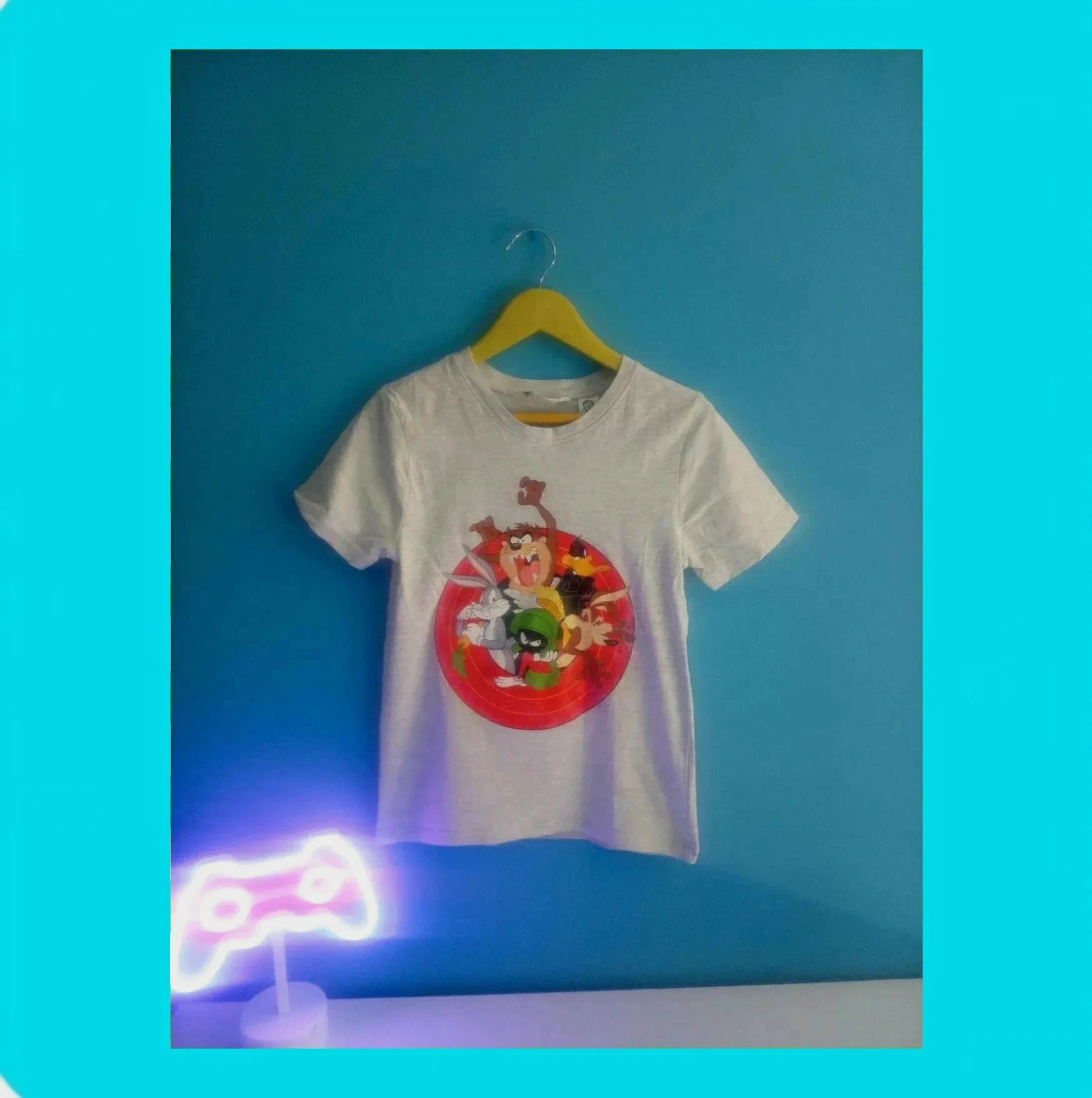 💙 Camiseta Manga Corta Warner Bros 💙 – H&M – taille 7 ans / 122 cm