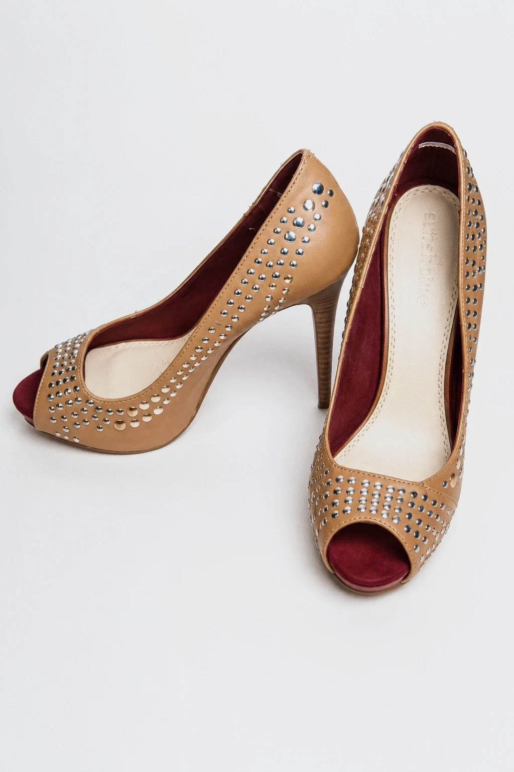 Zapatos Suite Blanco talla 36 | Tacón 12 cm | Elegantes con tachuelas
