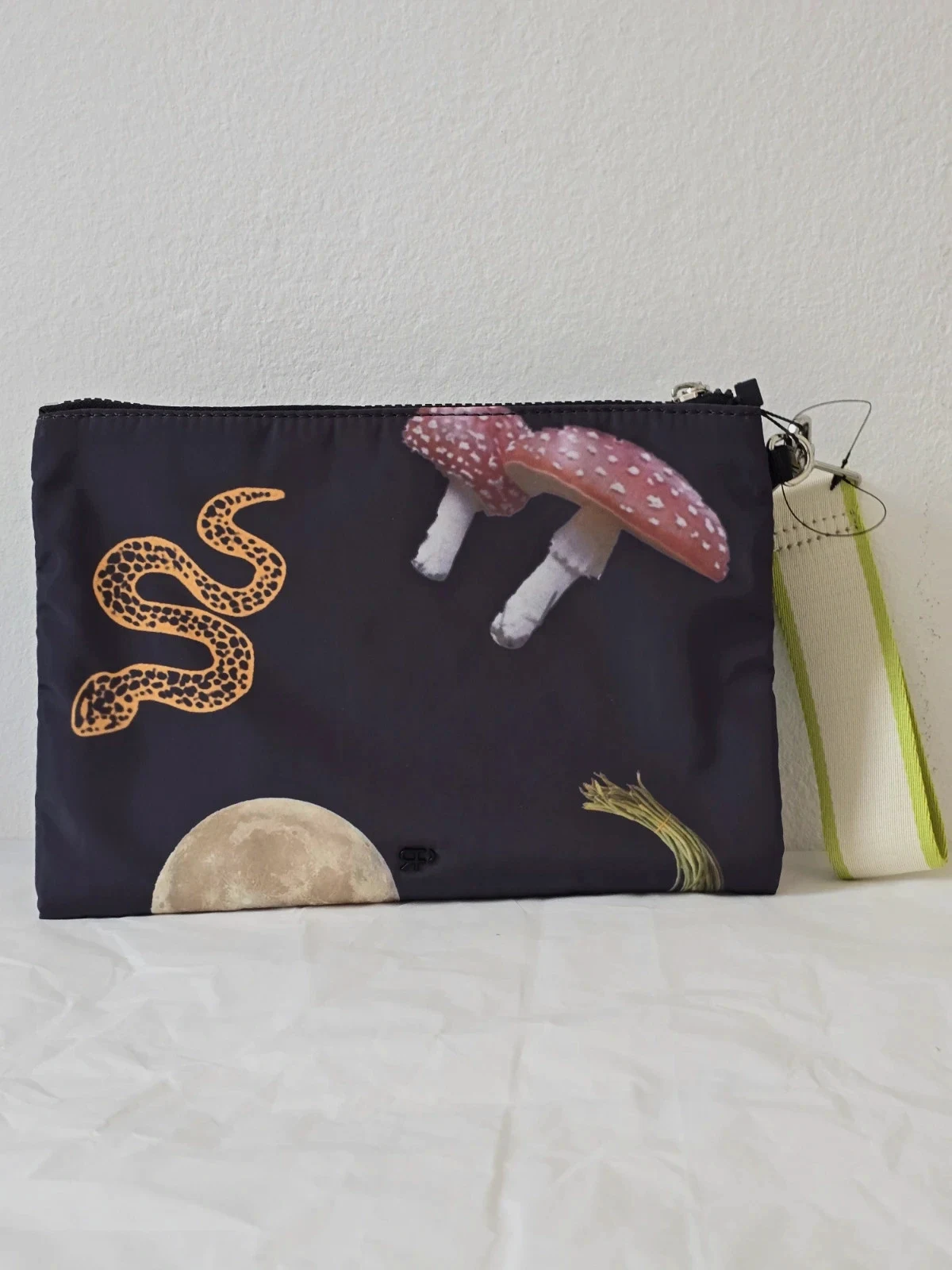 Bolso de pulsera estampado Parfois