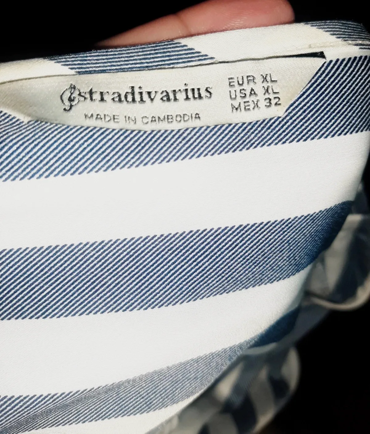 Blusa Stradivarius – Stradivarius – taille XL / 42 / 14 3