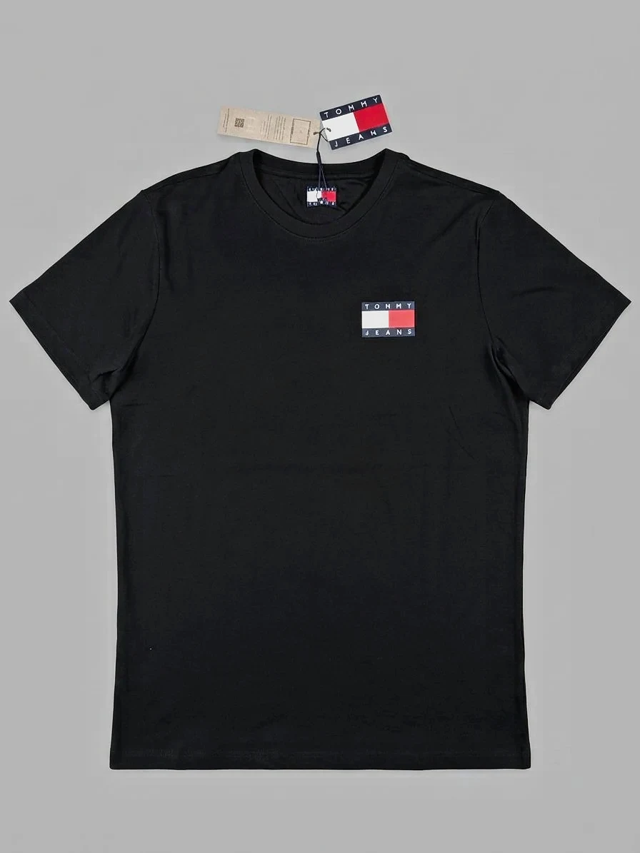 T-shirt noir Tommy Jeans avec logo