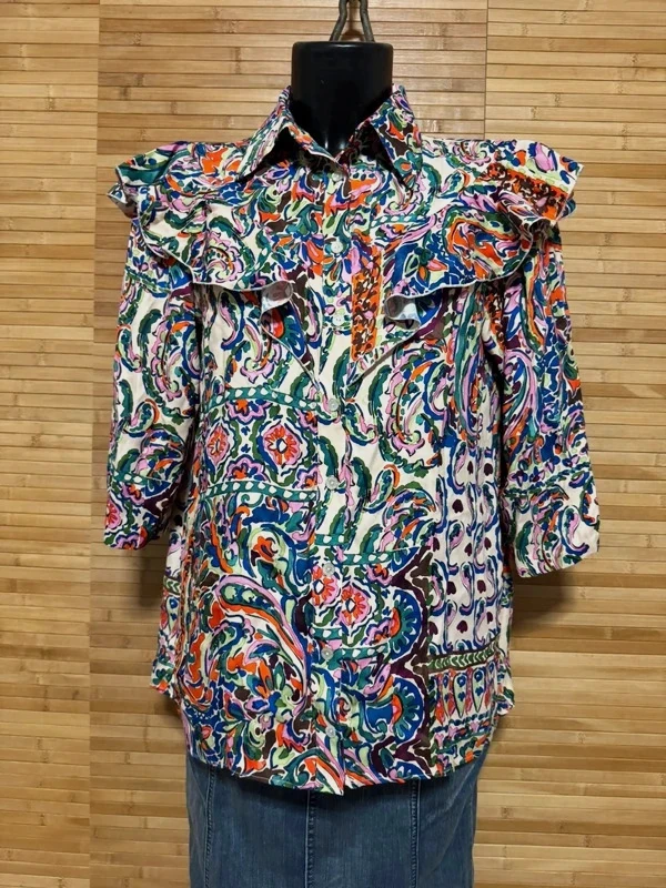 Divina blusa colores de salsa jeans talla L 😍