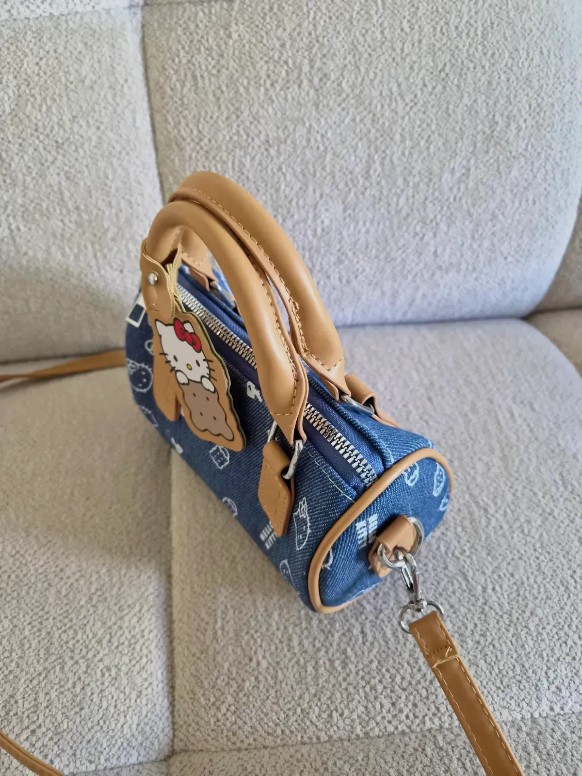 Sac Hello Kitty en denim – Bandoulière – Très bon état – Hello kitty – bleu 4