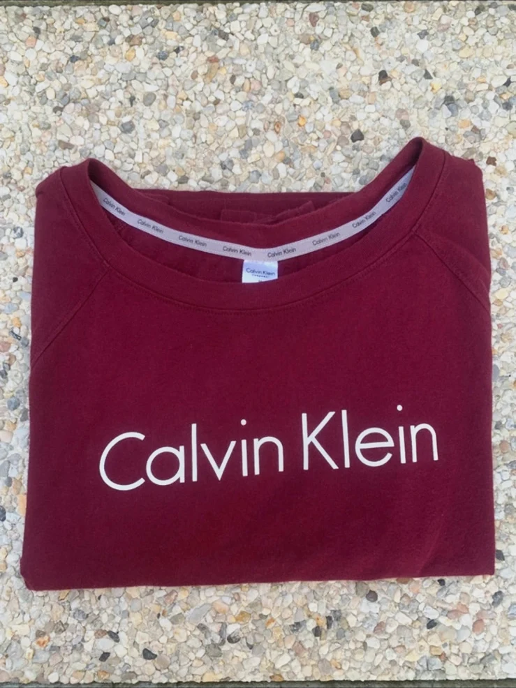 Sweat Calvin Klein Sleepwear bordeaux logo – Taille M (taille plutôt S) – Calvin Klein – taille S / 36 / 8