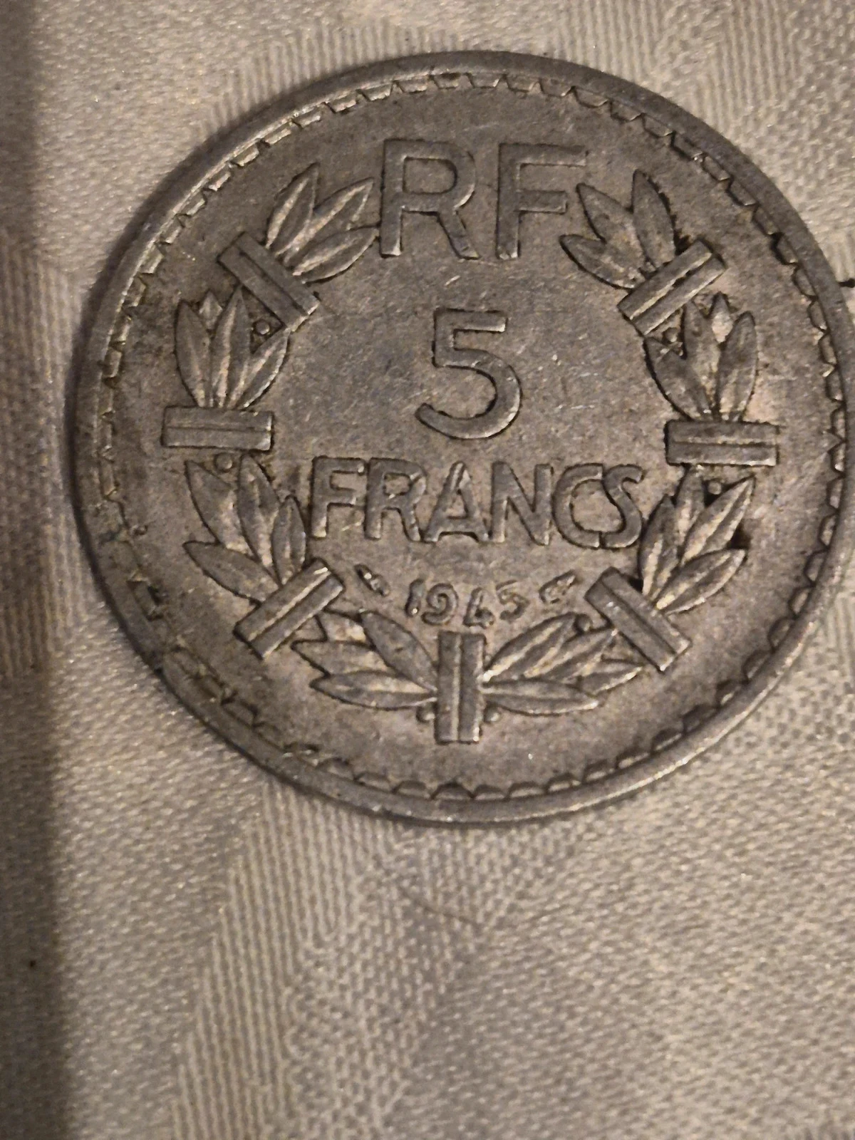 Pièce de 5 francs Lavrillier (1945)