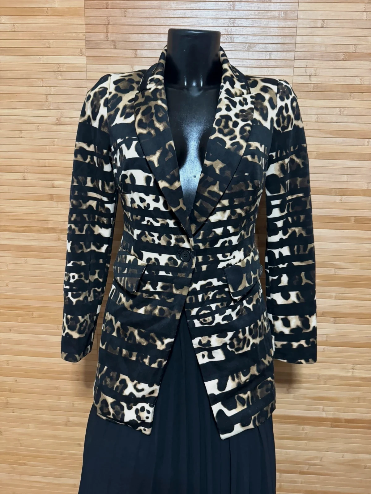 Divino blazer animal print marca Mandarín talla 38 😍 – Mandarin – taille M / 38 / 10