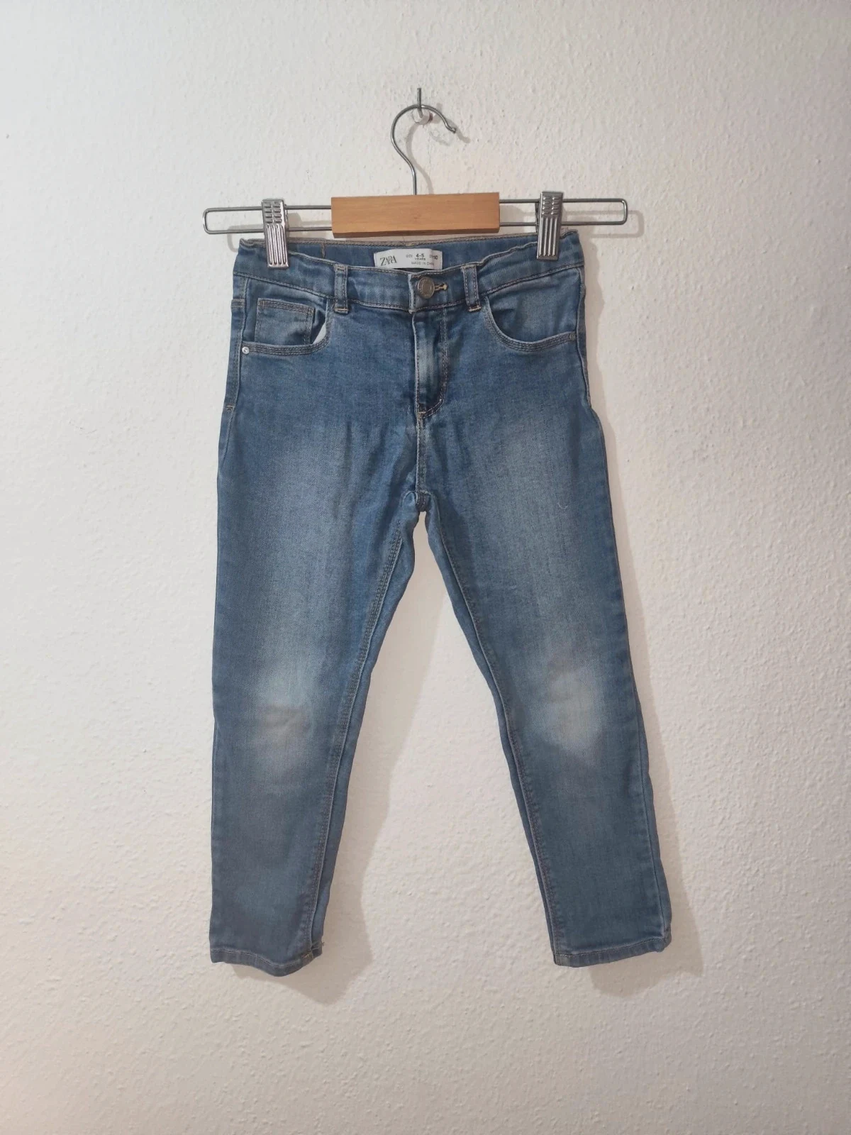 Pantalones Zara – Zara Kids – taille 5 ans / 110 cm