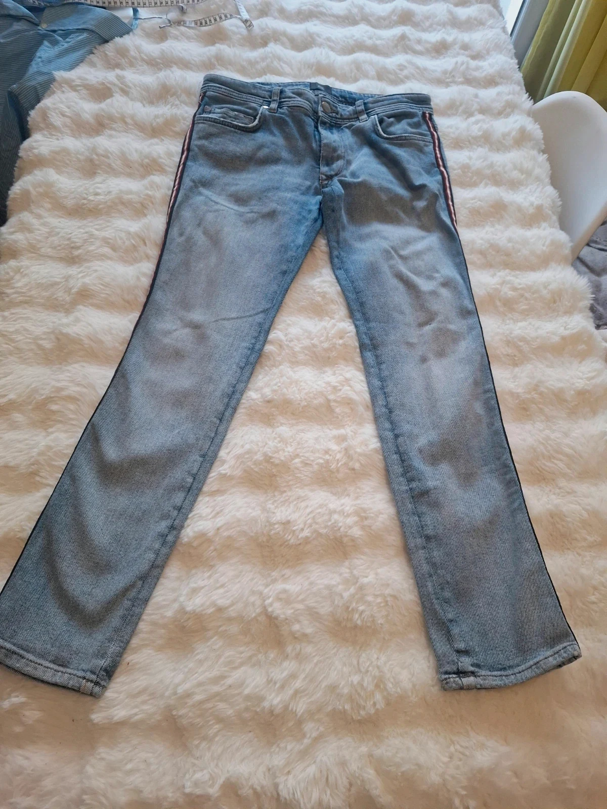 Jean / Denim River Island – Délavé clair avec bandes latérales – Taille UK 30S / EUR 76S