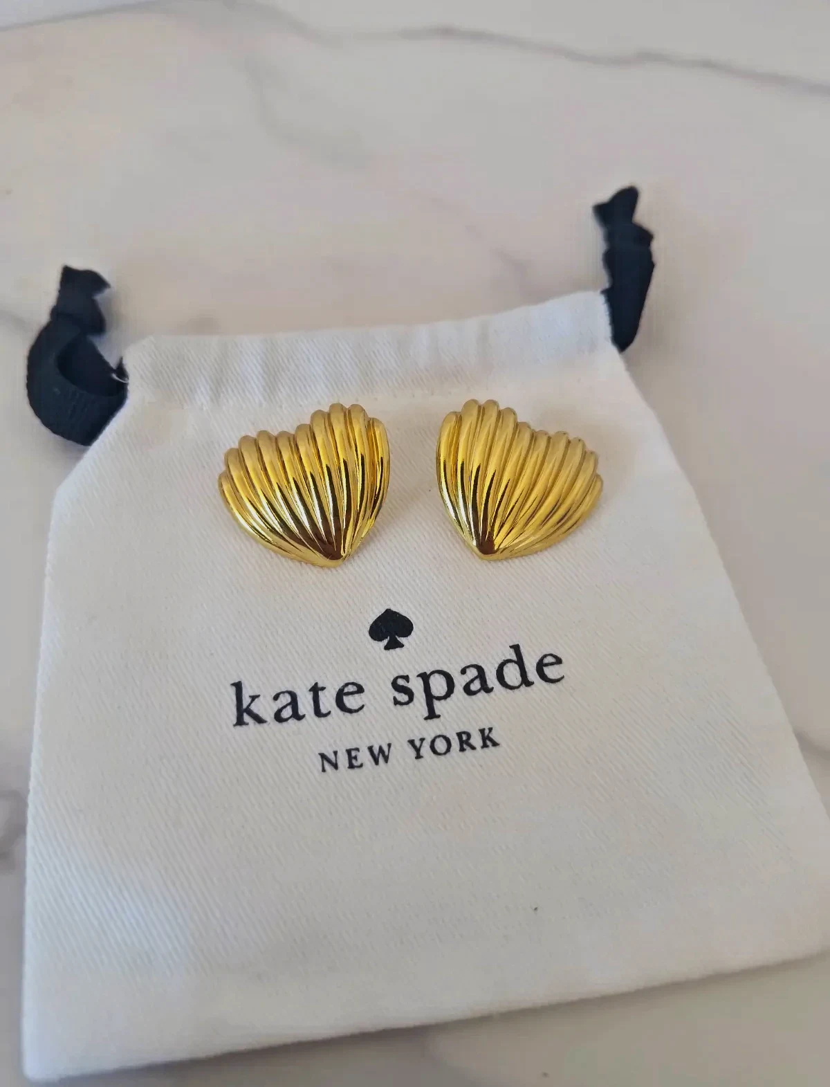 Boucles d'oreilles kate spade coquillage doré