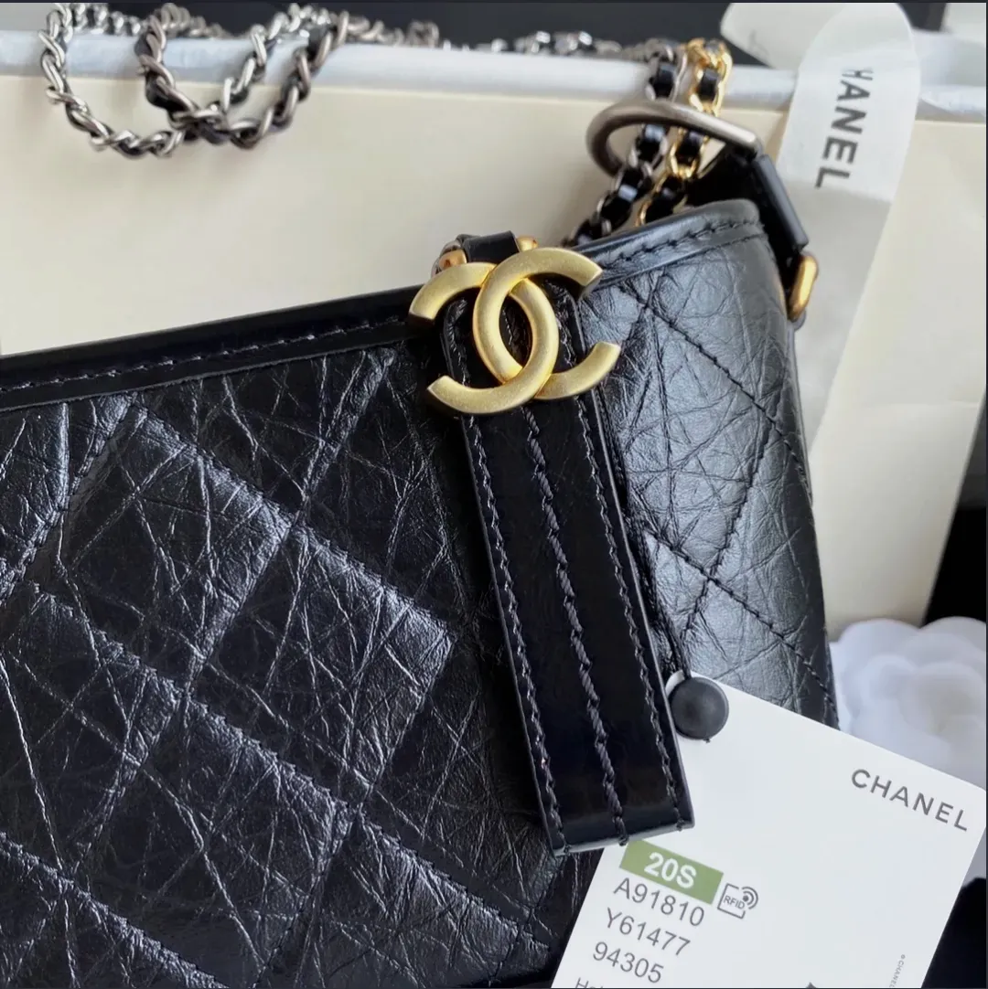 Chanel sac à main chaîne dorée noir – Chanel – noir – taille Taille unique 2