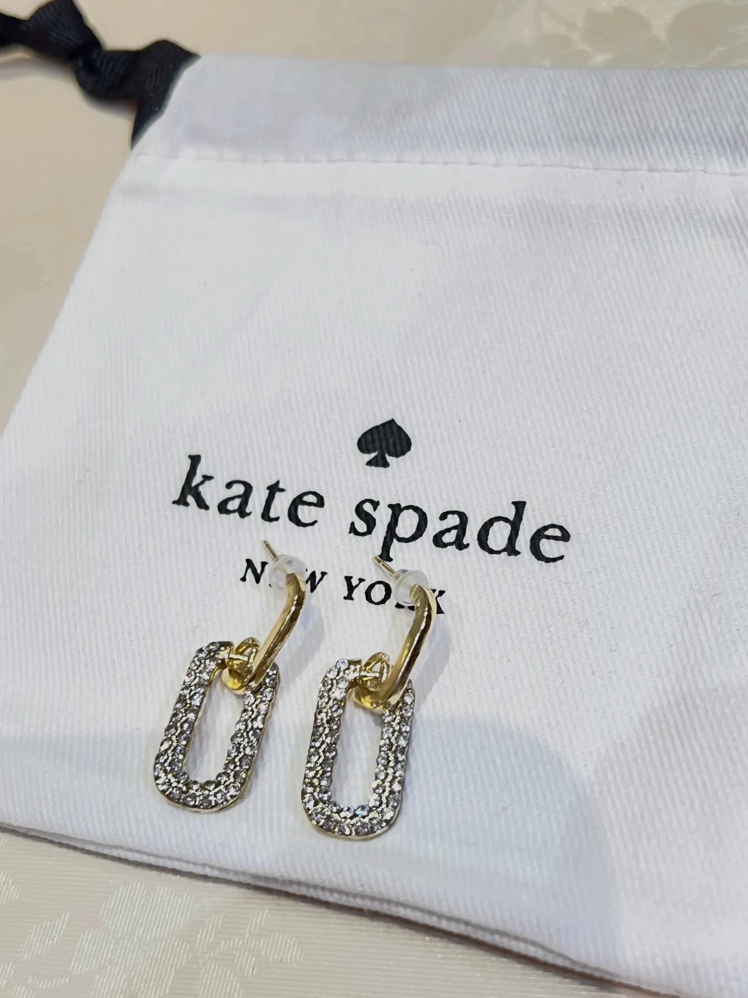 Boucles d'oreilles pendantes strass Kate Spade