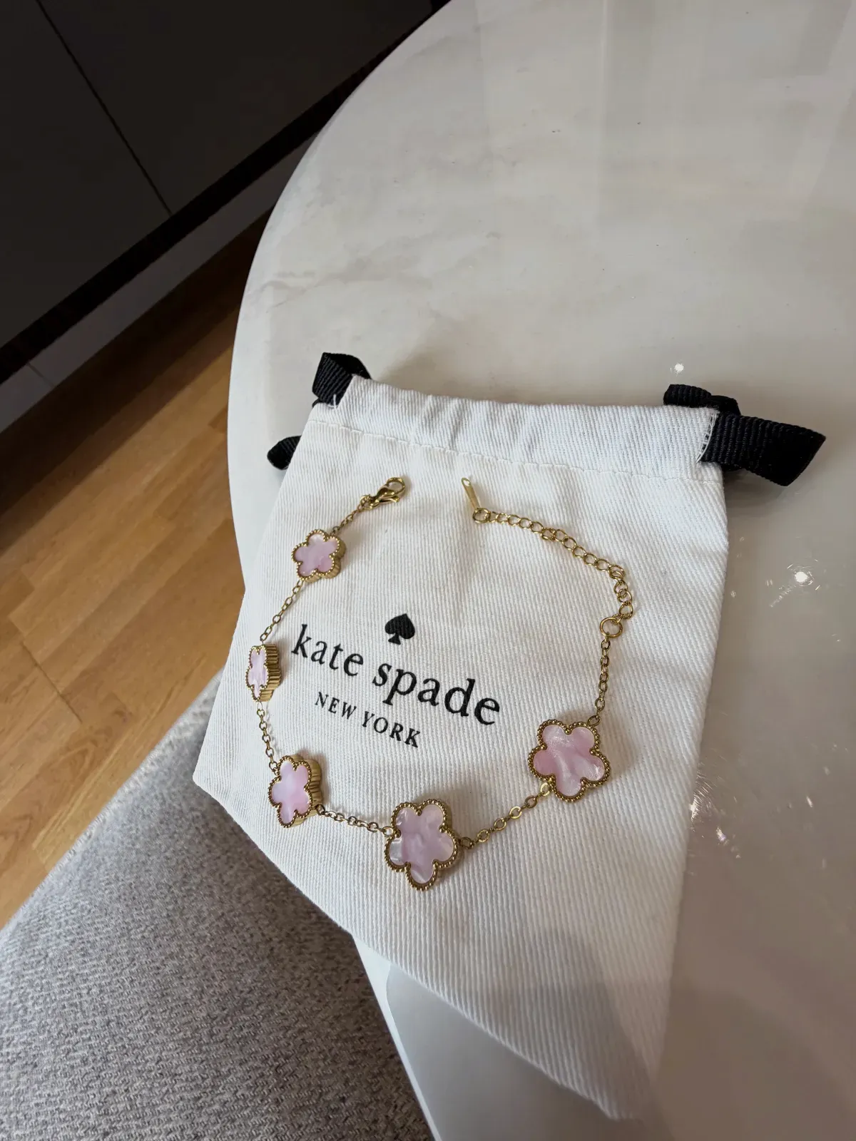 Bracelet Kate Spade doré fleurs roses – kate spade – doré – taille Taille unique 4