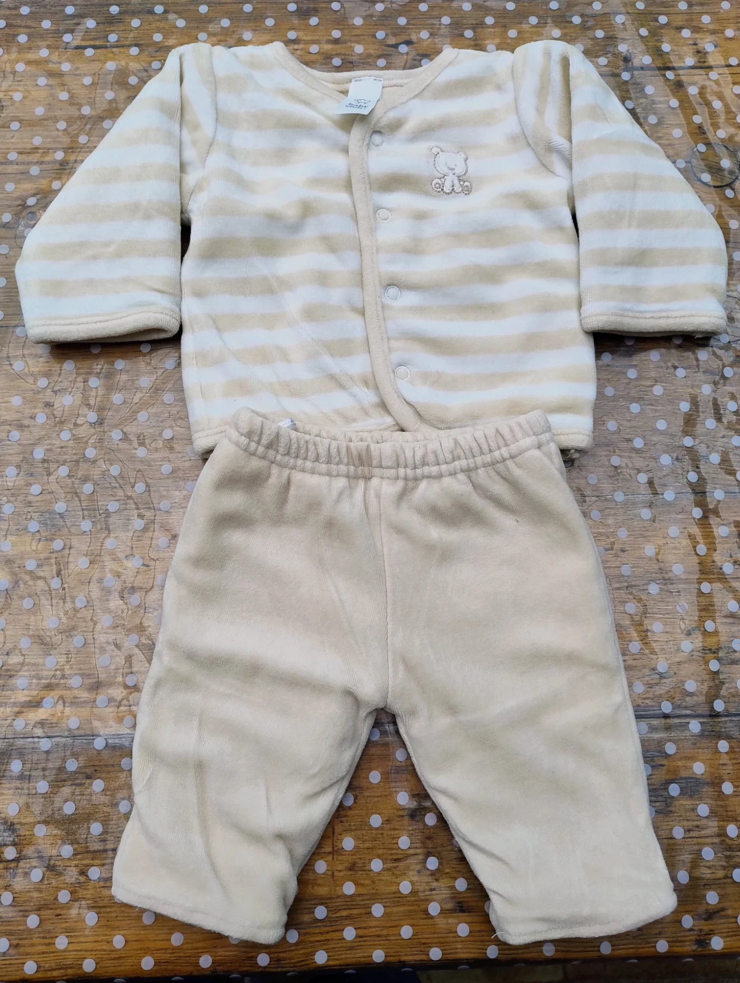Ensemble pyjama garçon 1-3 mois 56cm C&A beige et blanc