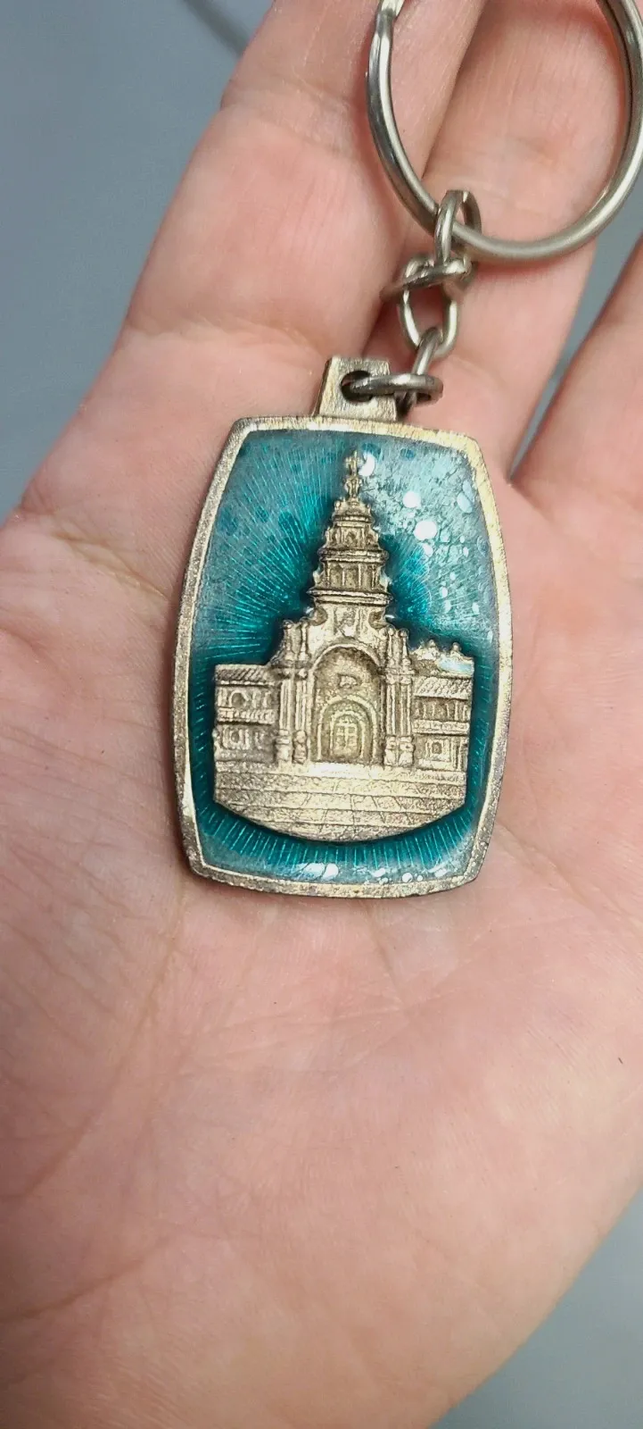 Llavero Vintage de la Virgen de la Fuensanta en Murcia 3