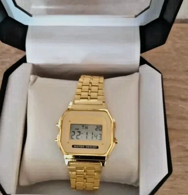 Reloj digital 