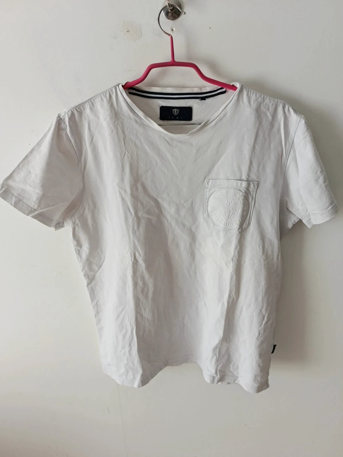 💛Je vends ce t-shirt blanc de la marque Izac💛 – IZAC – taille M