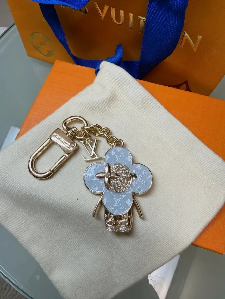 Porte-clés style Louis Vuitton – Louis Vuitton – argenté – taille Taille unique 2