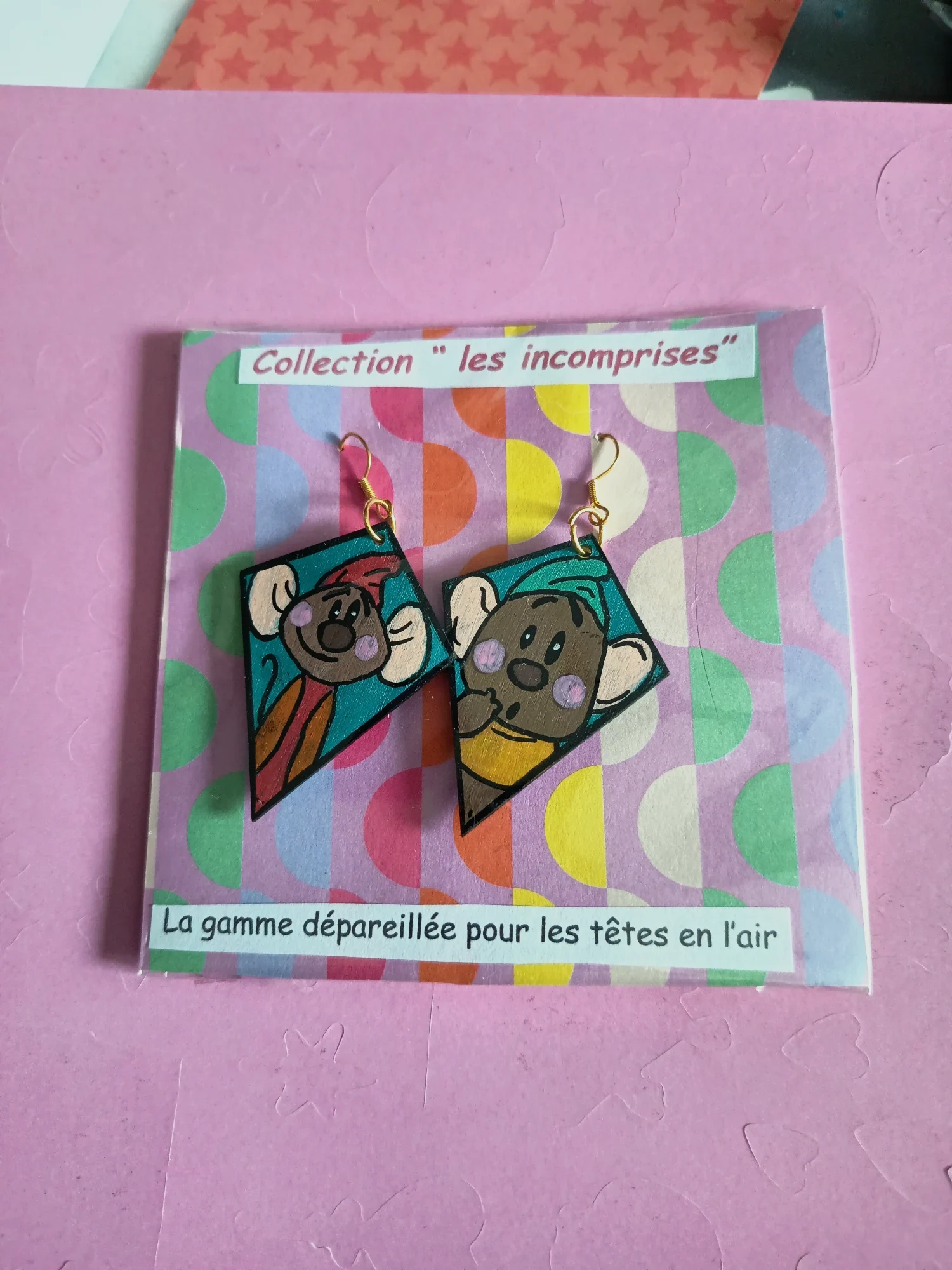 Boucle d'oreille collection" les incomprises" – Recycl'Art