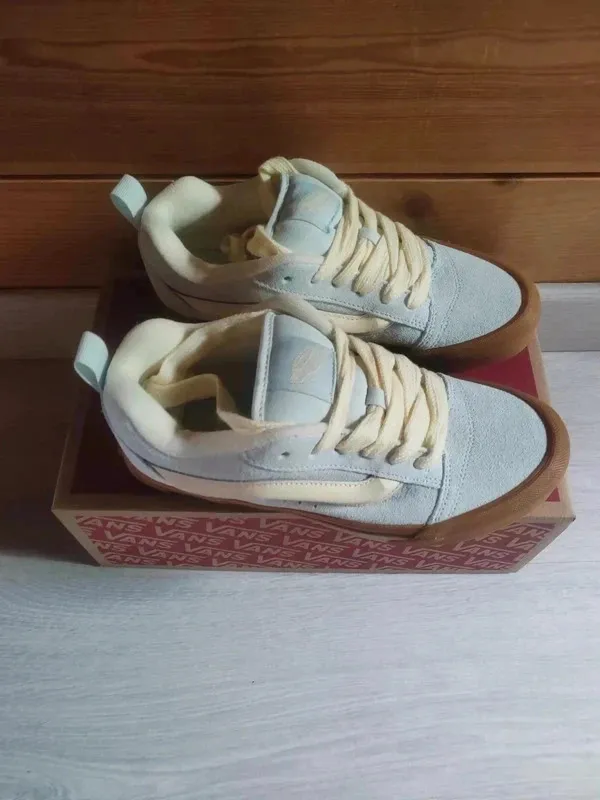 Vans Old Skool bleu clair semelle gum – Vans – bleu clair – taille 38 2