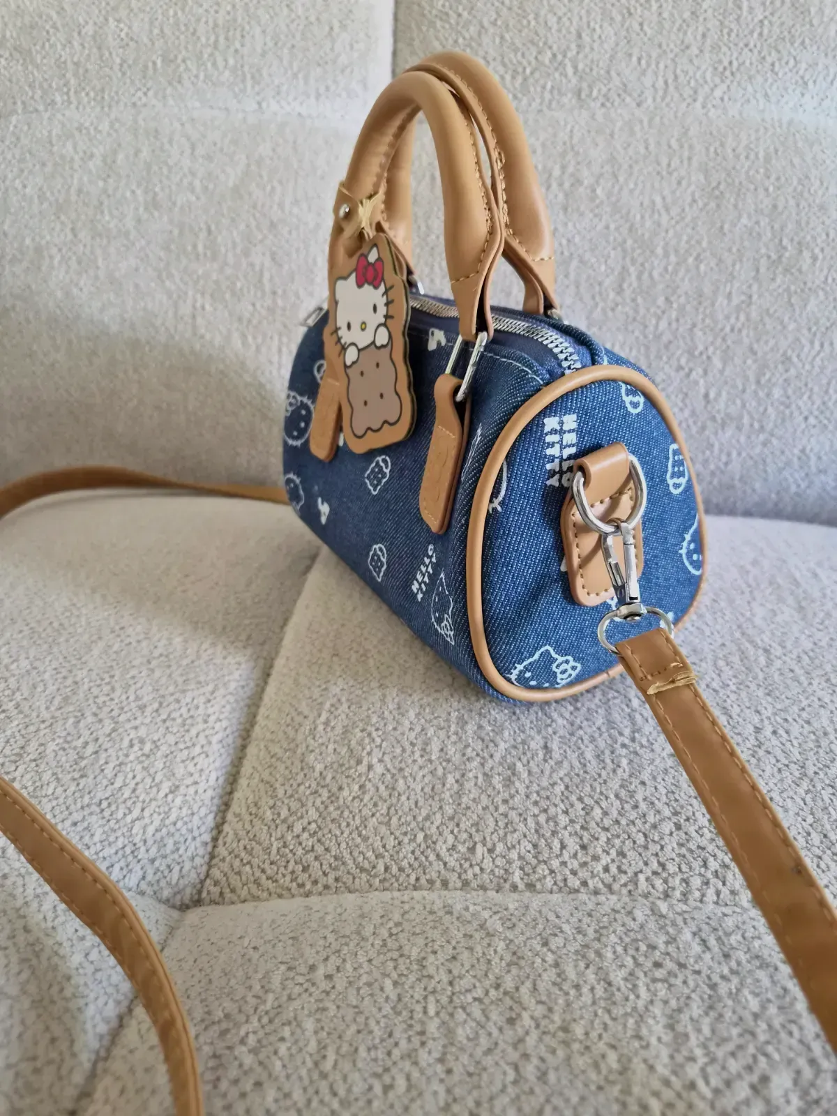 Sac Hello Kitty en denim – Bandoulière – Très bon état – Hello kitty – bleu 2