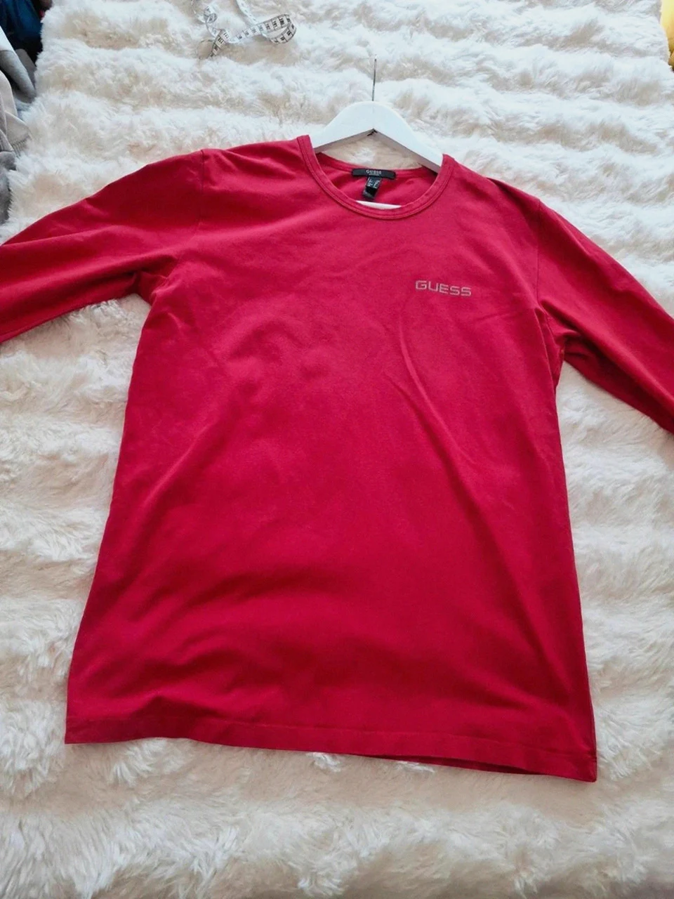 T-Shirt Rouge Guess Underwear Manches Longues - Taille M