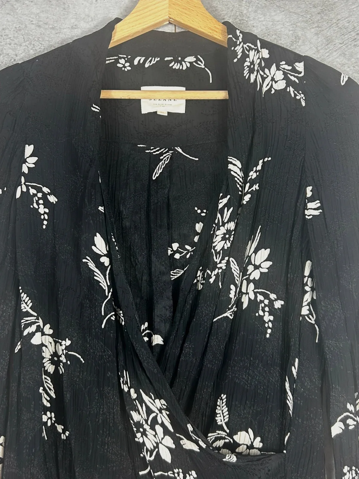 Sézane femme blouse Abélia taille 34 XS cache-cœur viscose jacquard floral noir écru – Sézane – taille XS / 34 / 6 3