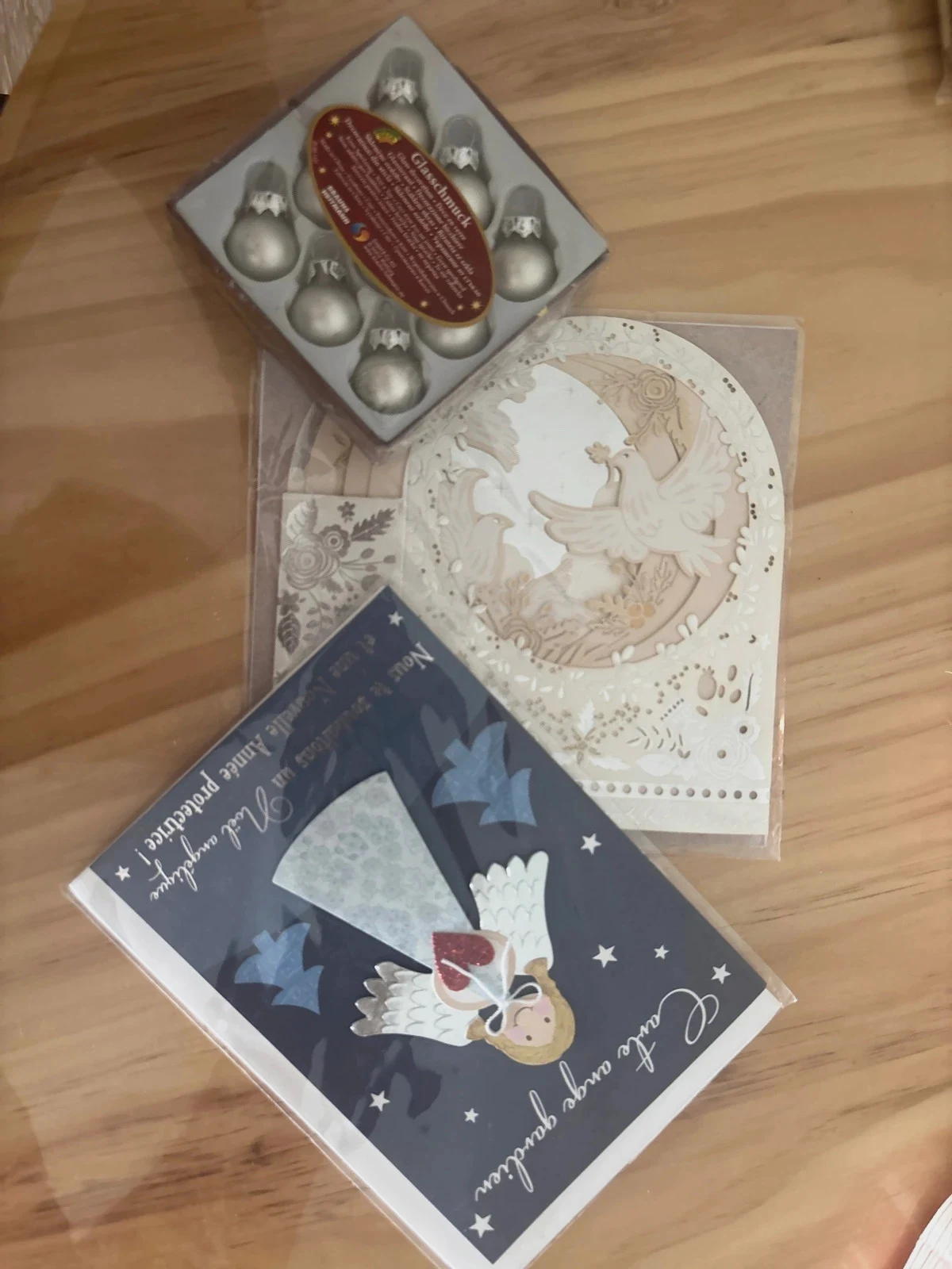 Lots de Noel 3 articles boule de deco sapin et deux cartes