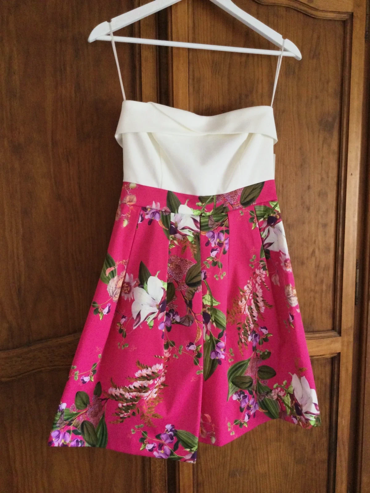 Espectacular Vestido palabra de honor💞
