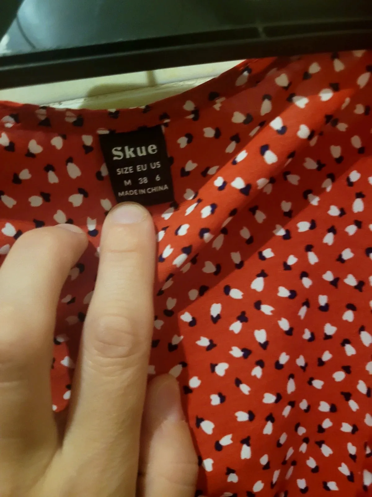 Vestido corto rojo con estampado y botones – Shein – taille M / 38 / 10 3