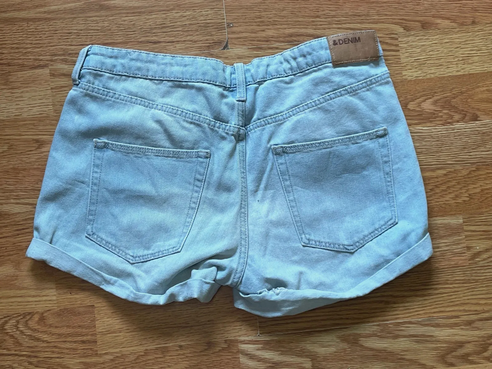 Shorts vaqueros tiro alto H&M &Denim – Talla 40 – Azul Claro – H&M – taille L / 40 / 12 3