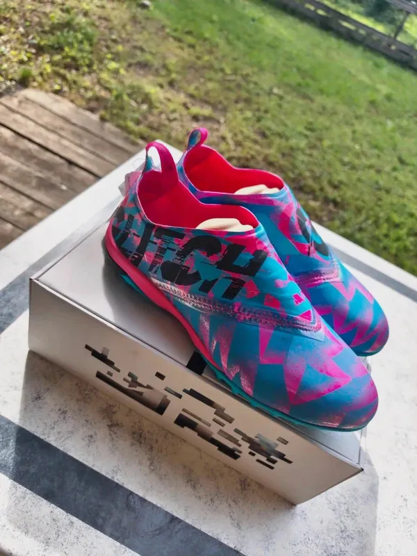 Chaussures de football Adidas Glitch bleu et rose – adidas – bleu, rose – taille 44,5 2