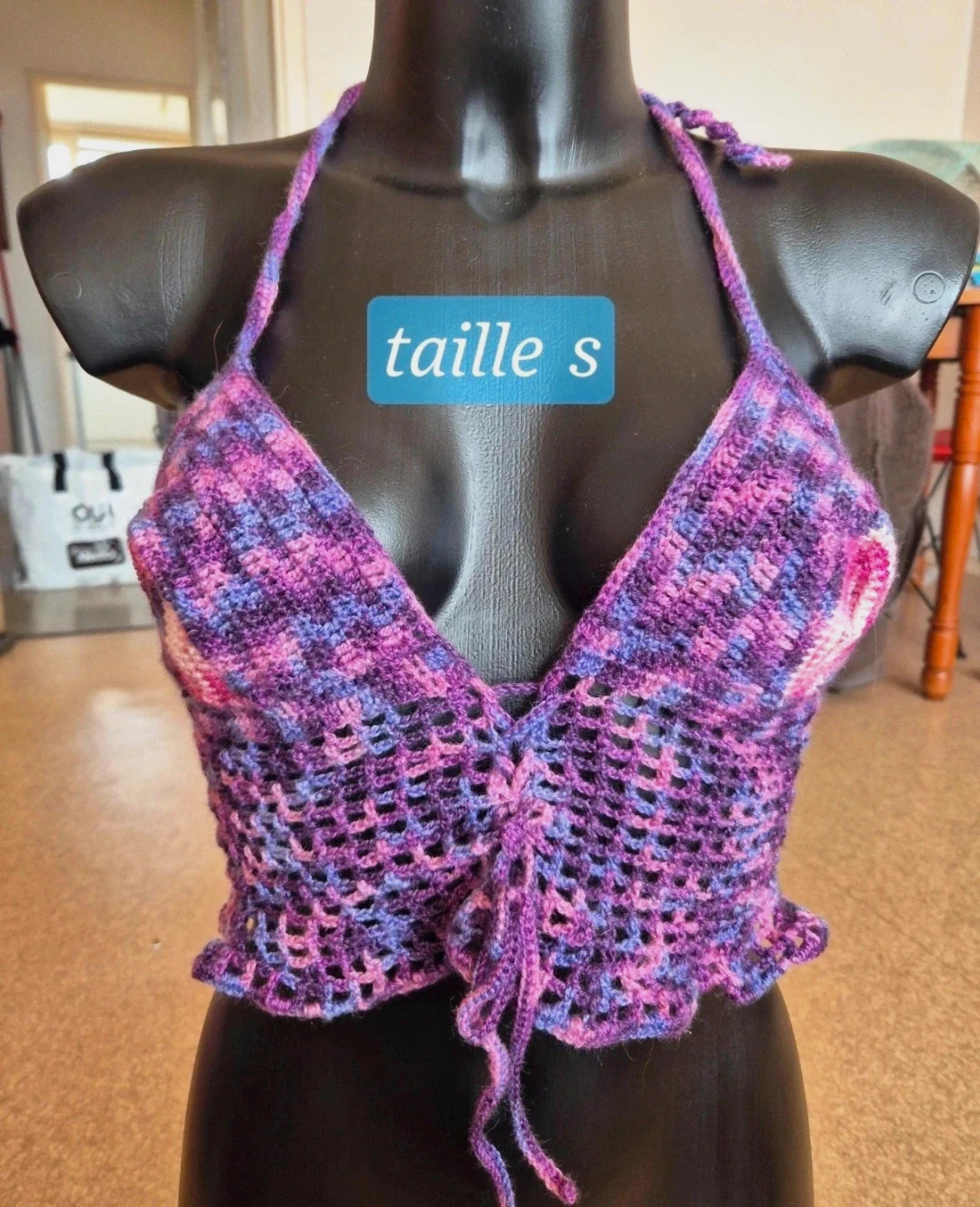 Superbe haut crochet/ violet - fushia / t.s