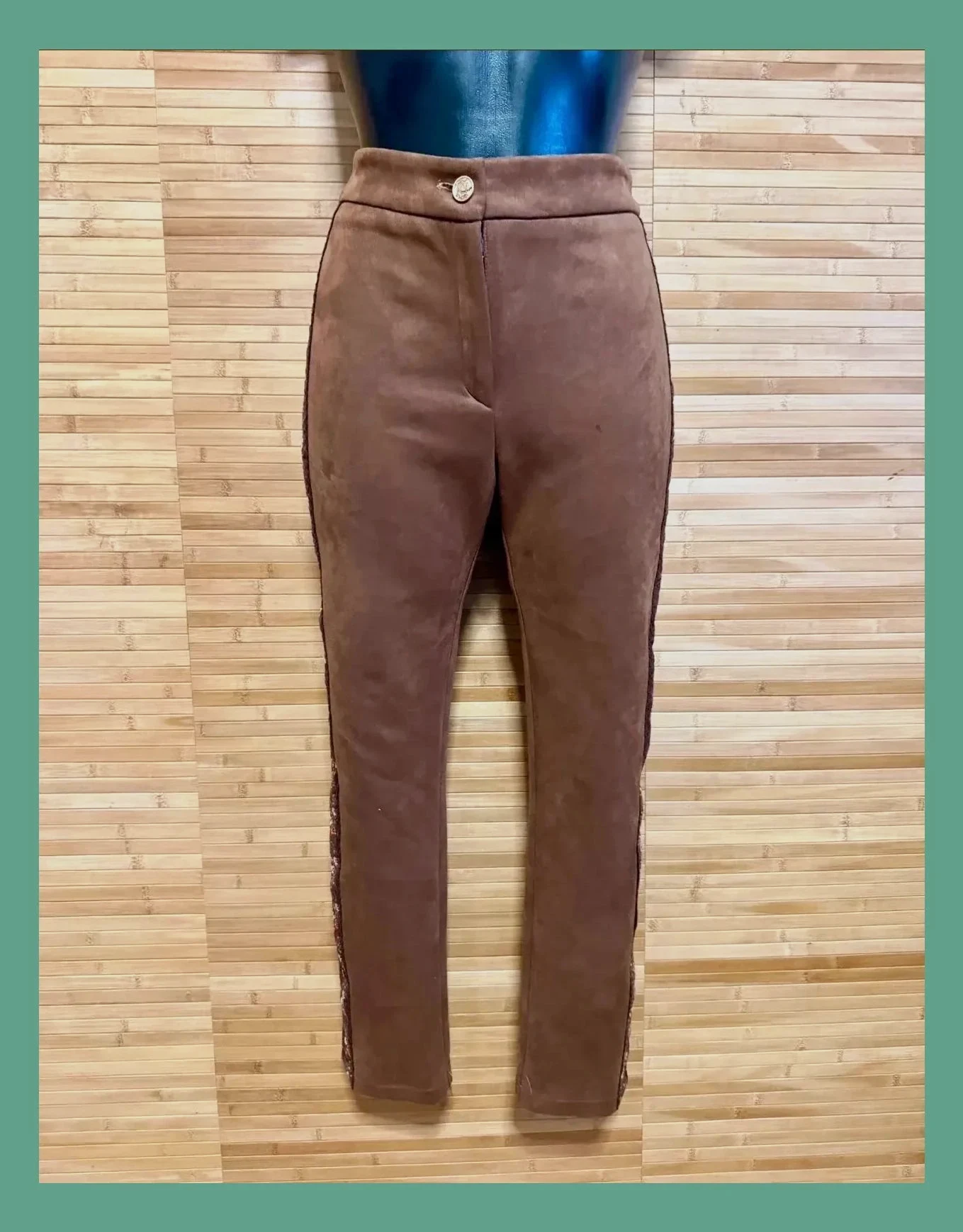 Divino pantalón antelina de Carlo Pascu, elástico, talla 38 😍