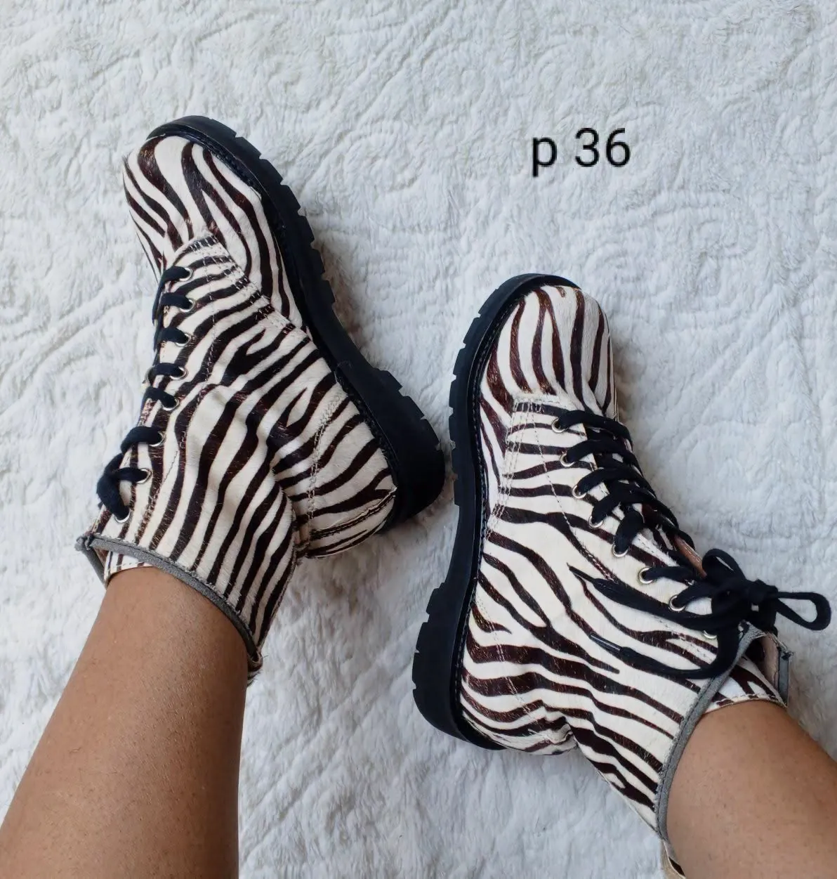 Bottines zèbre noir blanc p36 – no brand – noir et blanc – taille 36 3