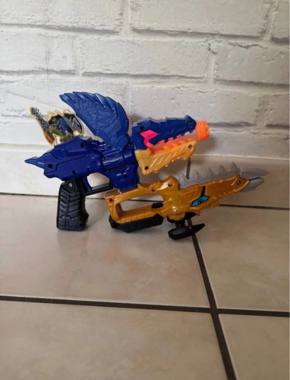 Power Rangers Dino Fury Gold Fury Blade Blaster – Power Rangers – taille Taille unique