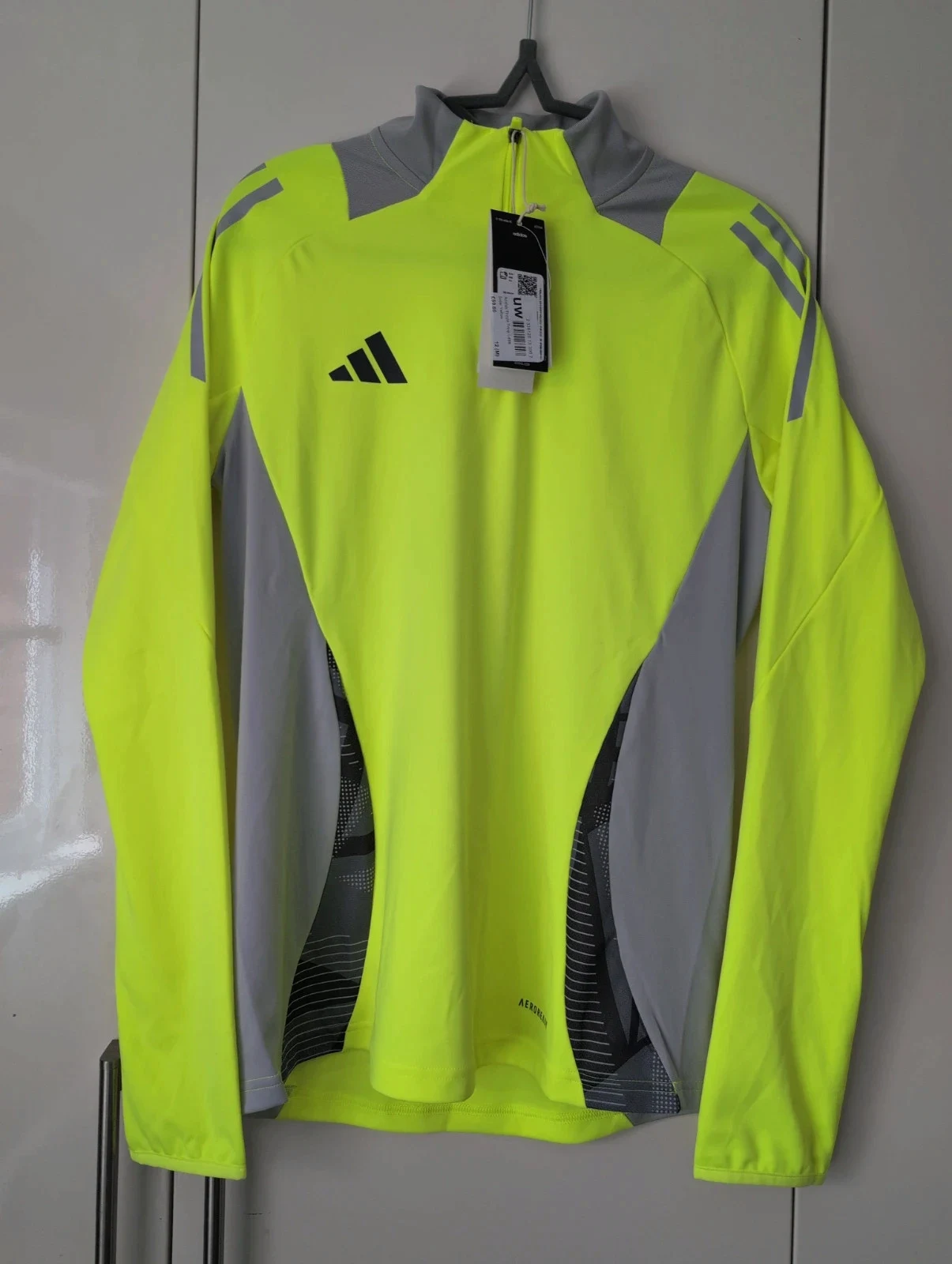 New Yellow Adidas Long Sleeve Trio24 Top UK 12 – adidas – taille M / UK 12-14