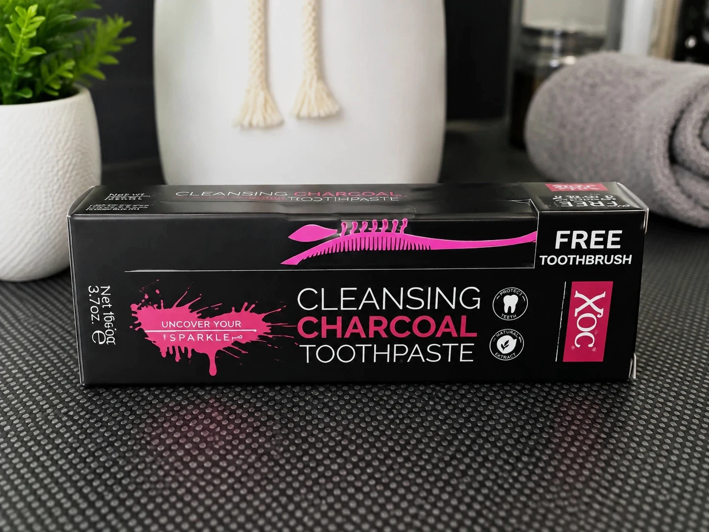 Dentifrice au charbon + brosse à dents – Neuf – xoc