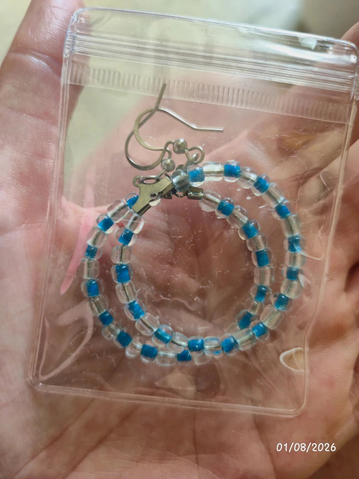 Jolie créole perle bleue. Turquoise