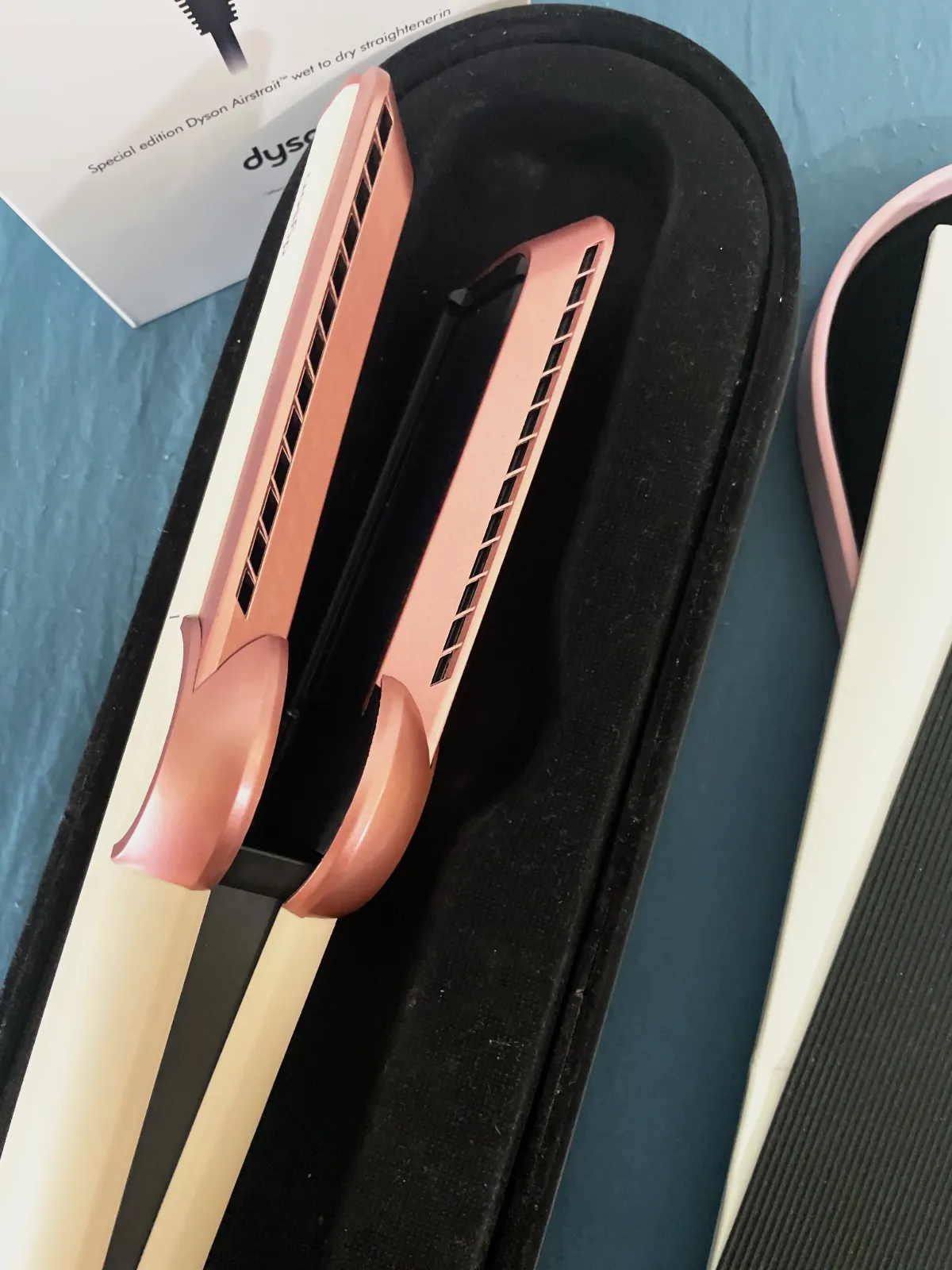 Dyson airstrait – Dyson 4